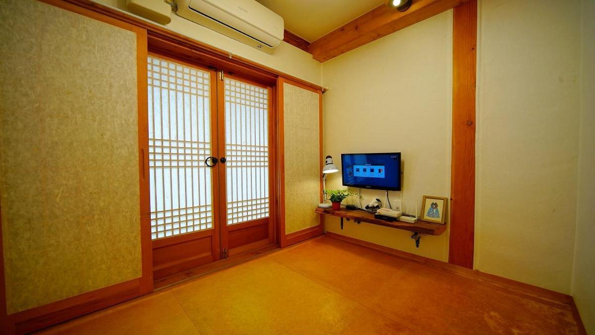Jeonju Hanok Midam Exterior photo