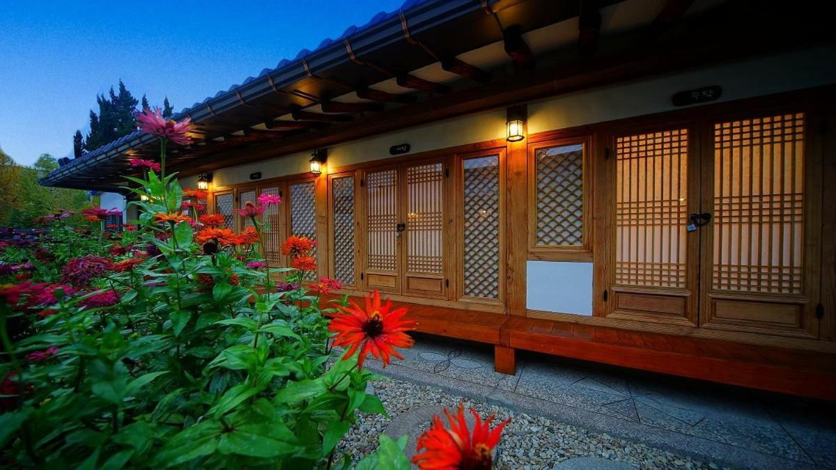 Jeonju Hanok Midam Exterior photo
