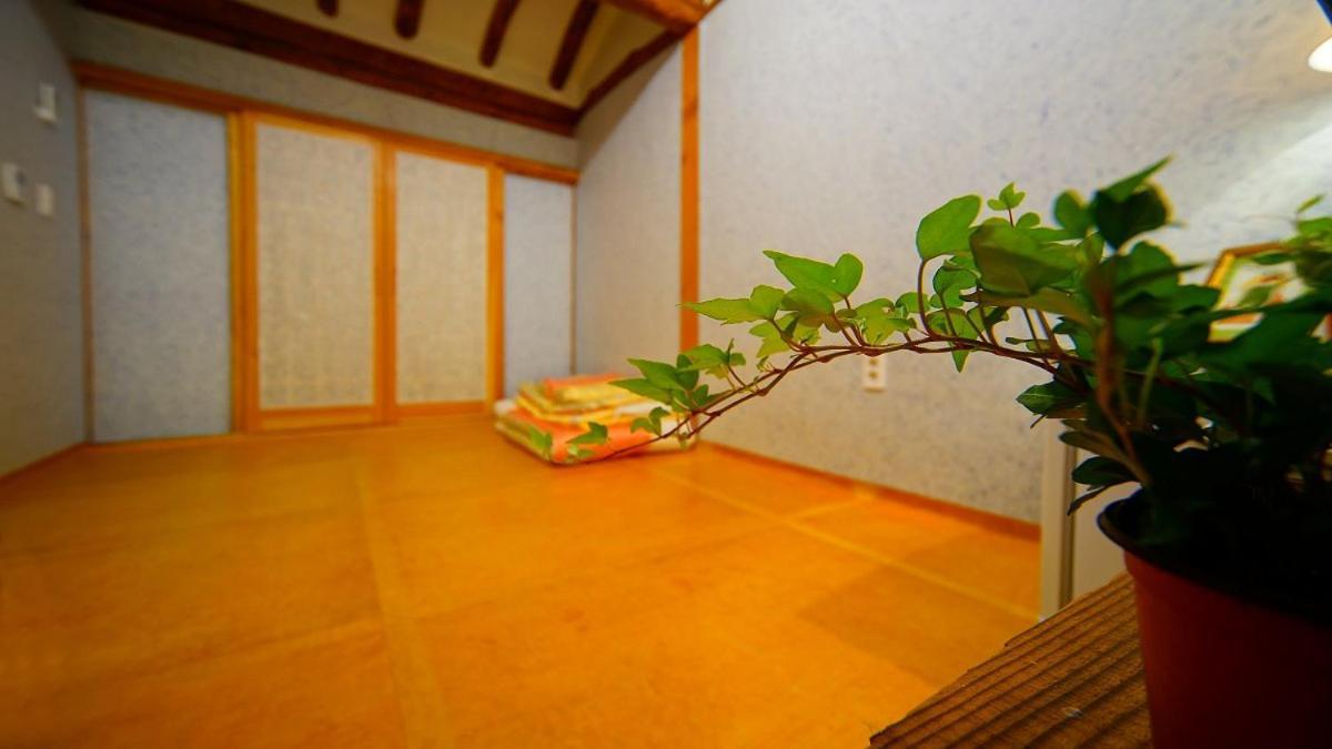 Jeonju Hanok Midam Exterior photo